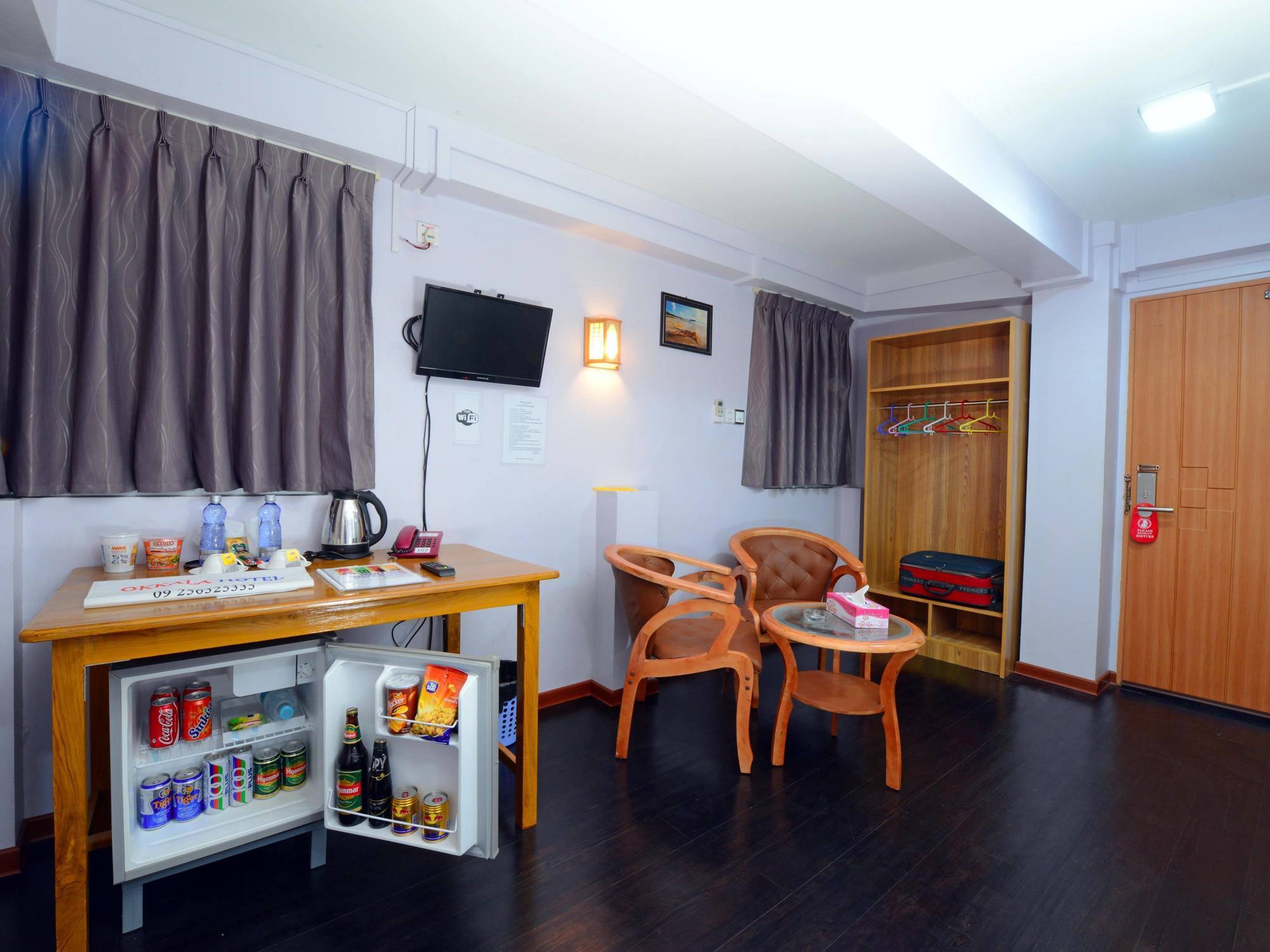 Okkala Hotel Yangon Extérieur photo
